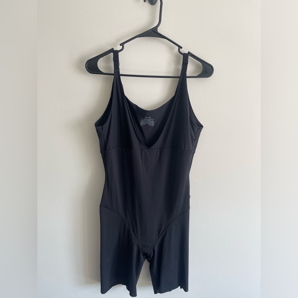 Maidenform women’s bodysuit one piece black 3xl